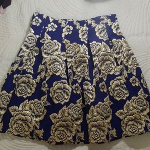 Pleated skirt